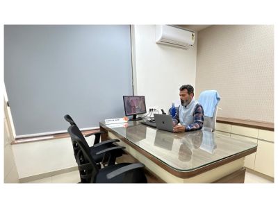 Chief Executive Officer (CEO) Cabin